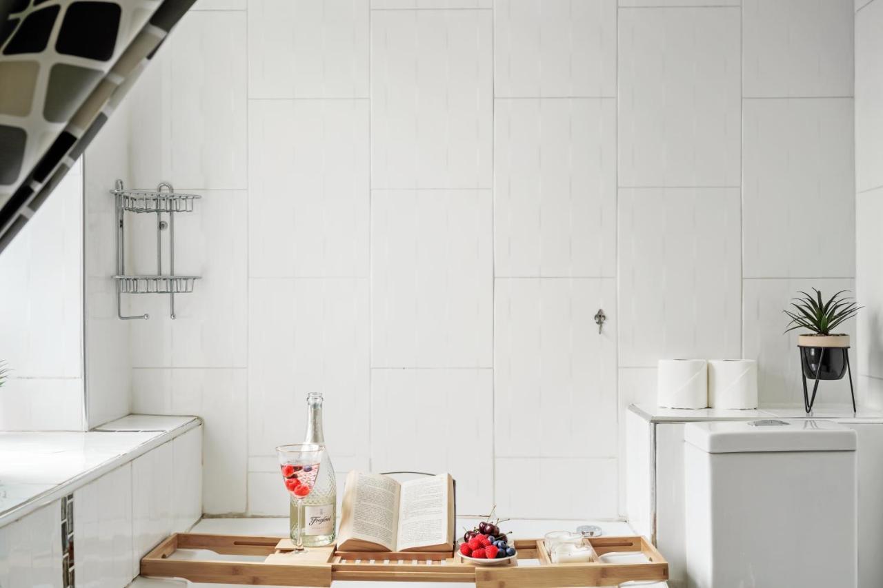 Appartamento One Bedroom By Dream Key Short Lets & Long Lets Chelsea With Free Wi-fi And Netflix Londra