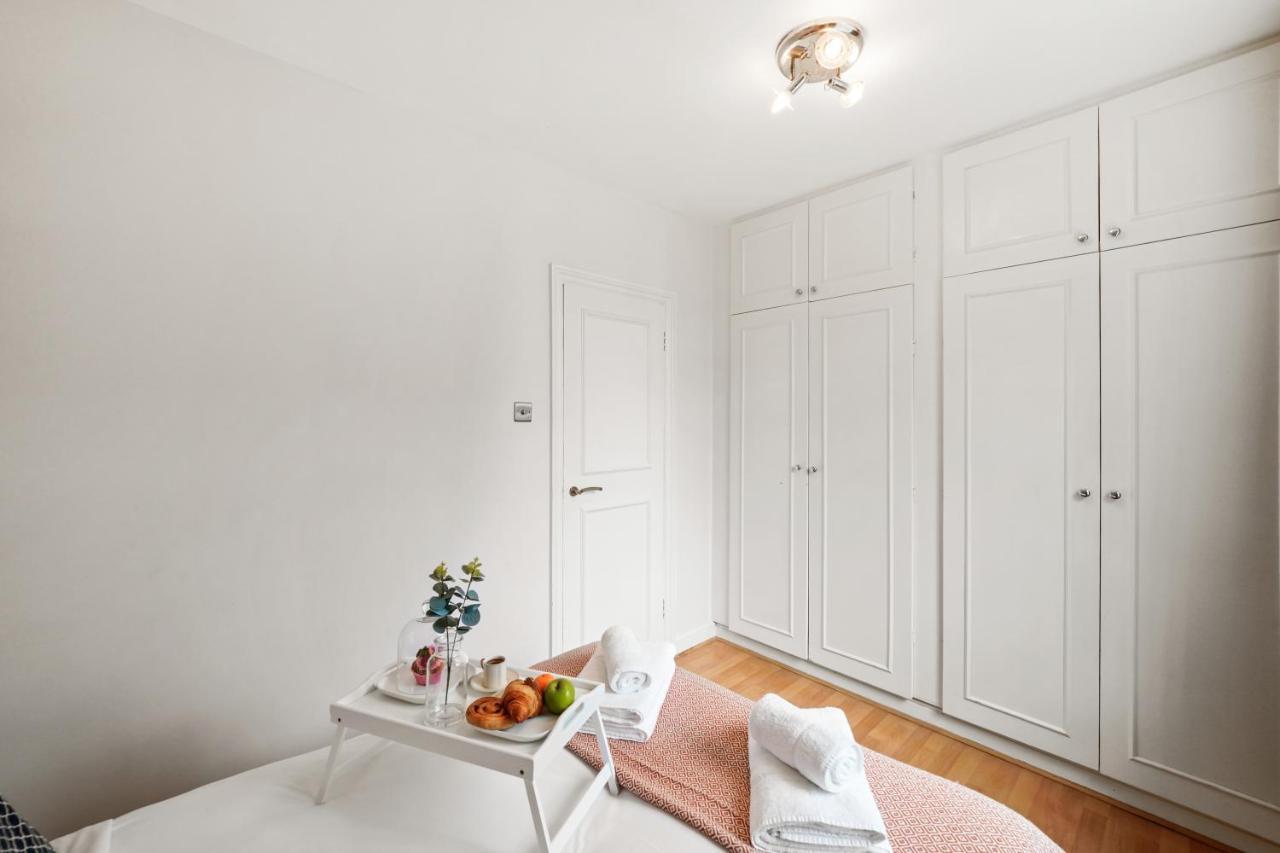One Bedroom By Dream Key Short Lets & Long Lets Chelsea With Free Wi-fi And Netflix * Londra